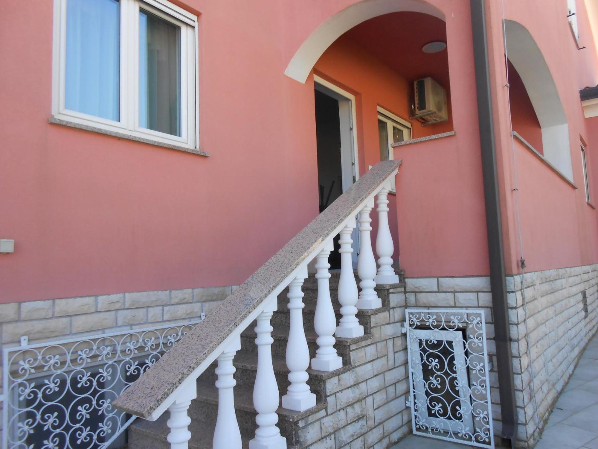 Apartments And Rooms Villa Chiara Krnica Zewnętrze zdjęcie